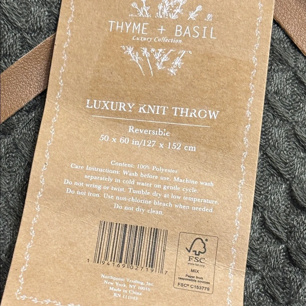 Thyme + Basil Luxury Collection Knit Reversible Blanket Throw in Green